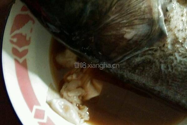 双椒鱼头的做法图解2