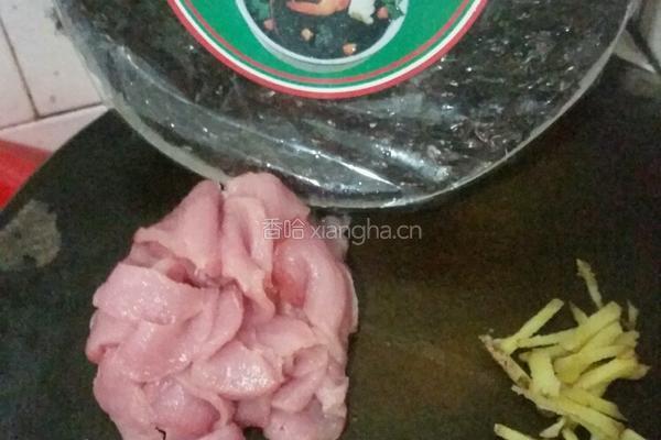 节瓜，瘦肉，紫菜汤的做法图解2