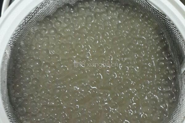牛奶紫薯西米露的做法图解3