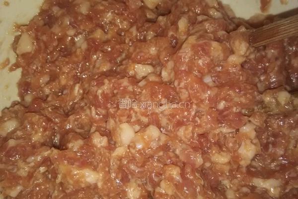 梅菜蒸肉饼的做法图解2