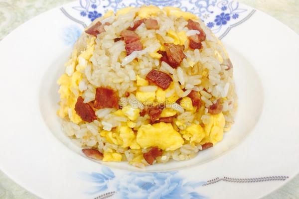 培根蛋炒饭