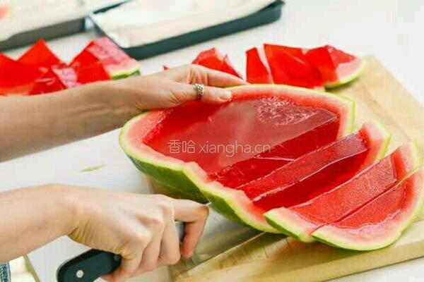 巨无霸西瓜果冻的做法图解7