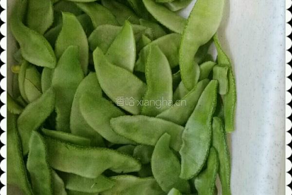 扁豆角炒香菇牛肉的做法图解1