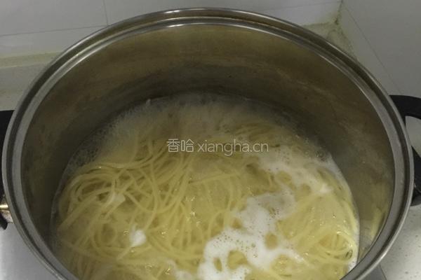 意大利面的做法图解1