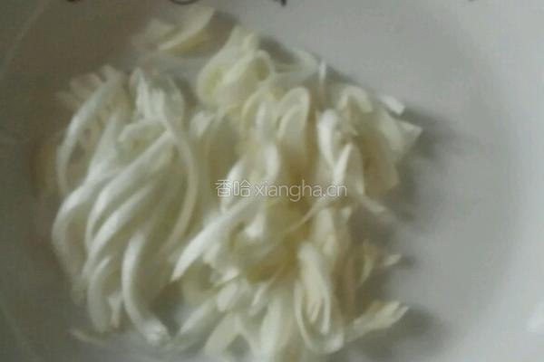 菜馆点菜率极高的菜《京酱肉丝》的做法图解2