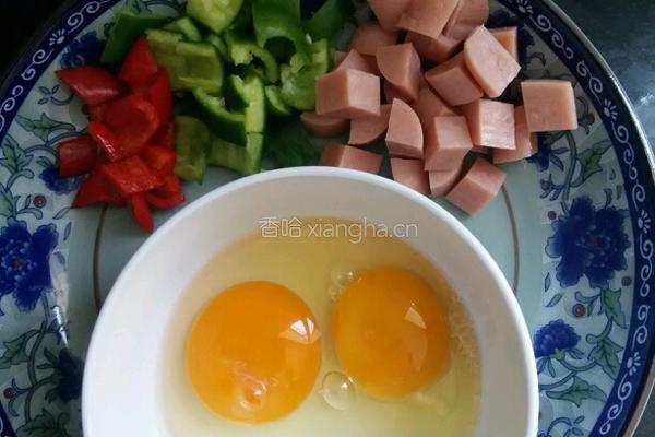爱心蛋炒饭的做法图解1