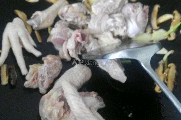 香菇土豆焖鸡的做法图解4