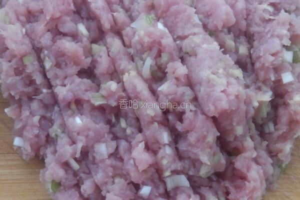 全麦黑胡椒猪肉堡的做法图解2