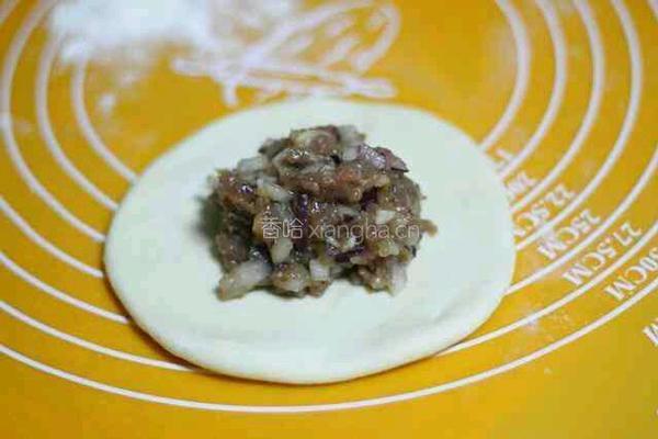 猪肉洋葱馅饼的做法图解5