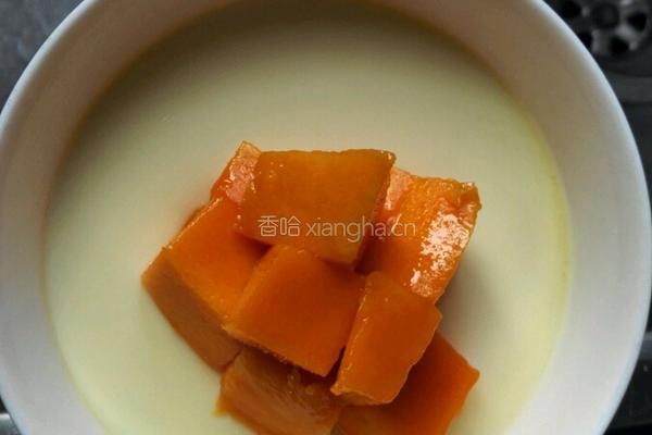牛奶炖蛋