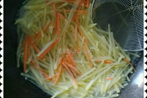 干豆付炒土豆丝的做法图解1