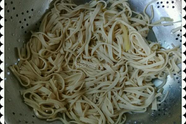 干豆付炒土豆丝的做法图解2