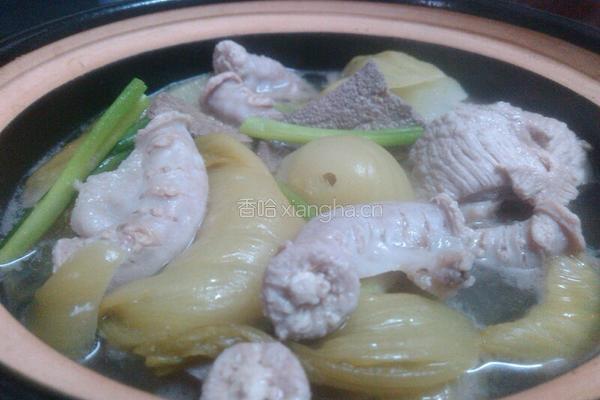 酸菜煮猪杂的做法图解6