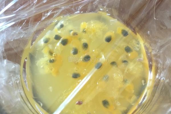 百香果蜂蜜冷饮的做法图解4