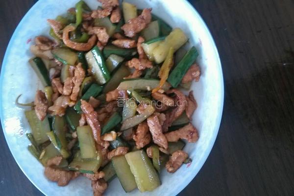 肉丝黄瓜的做法图解6