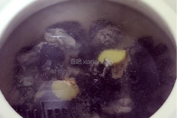 虫草乌鸡汤的做法图解5
