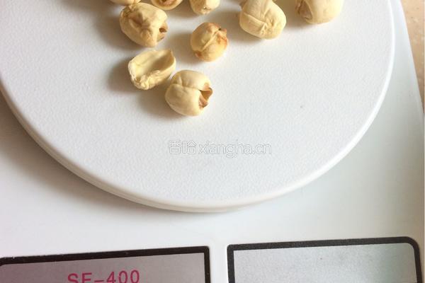 八宝养颜甜品的做法图解2