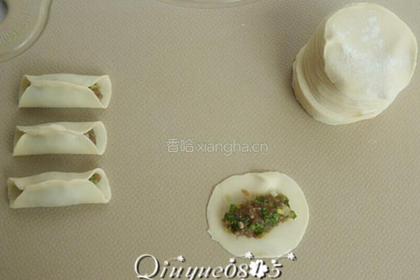 锅贴的做法图解5