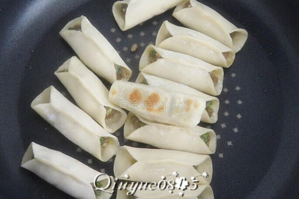 锅贴的做法图解7