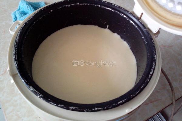 电饭锅版蛋糕的做法图解14