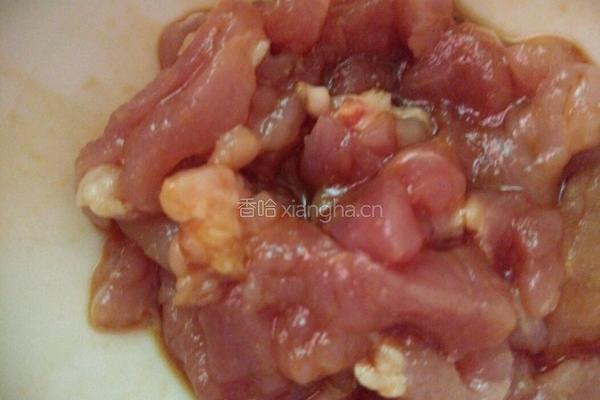 香辣肉丝的做法图解2