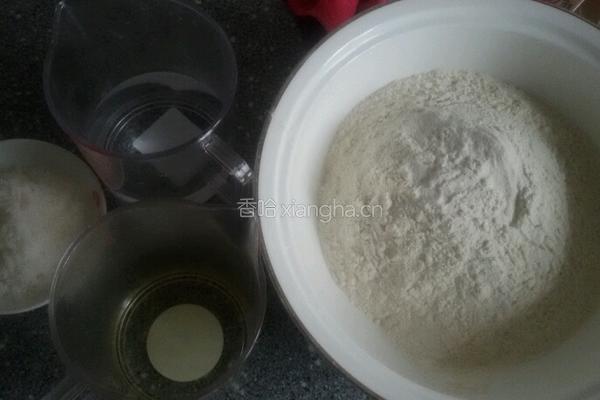 老北京脆麻花的做法图解1