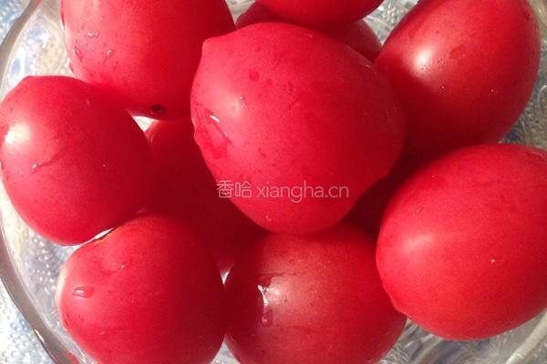 小番茄培根卷的做法图解1