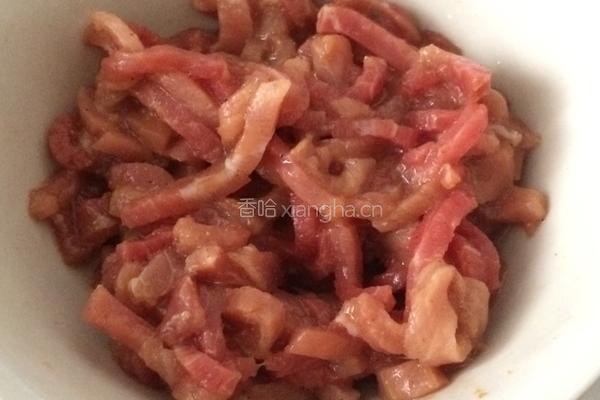 香辣肉丝的做法图解1