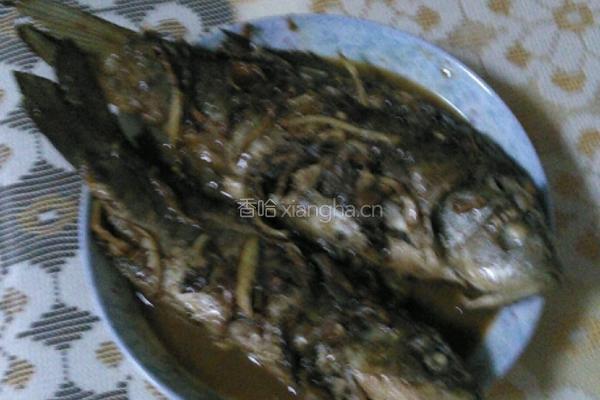 红烧鲫鱼