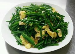 韭菜梗炒鸡蛋