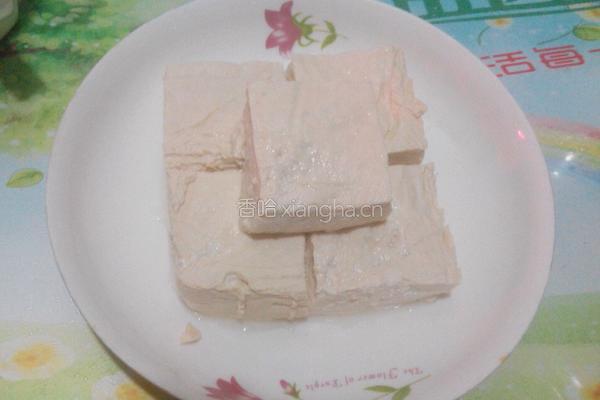 玉米毛豆豆腐汤的做法图解1