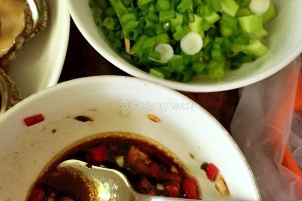 豆豉蒸鲍鱼的做法图解1