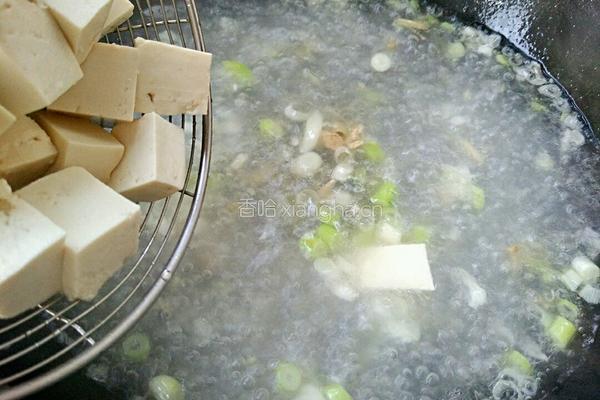 小白菜豆腐汤的做法图解7