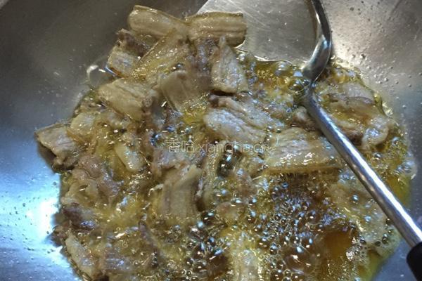 双椒回锅肉的做法图解1