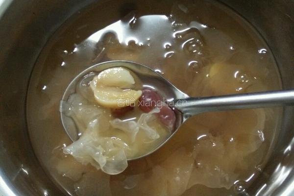 多彩银耳汤的做法图解3