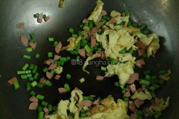 蛋炒饭的做法图解4