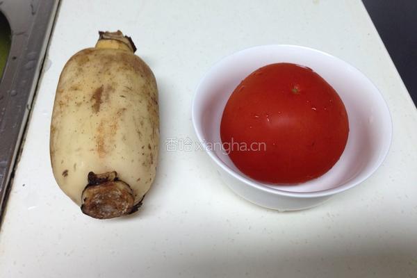 茄汁藕片的做法图解1