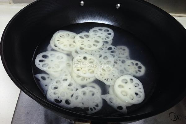 茄汁藕片的做法图解3