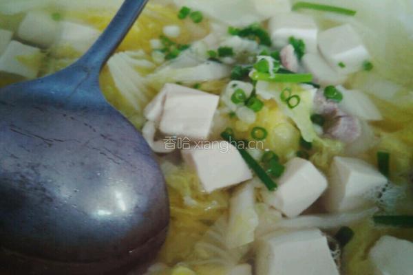 豆腐白菜肉丝汤