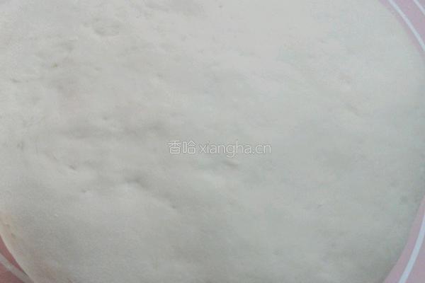 玉米红萝卜肉包子的做法图解3