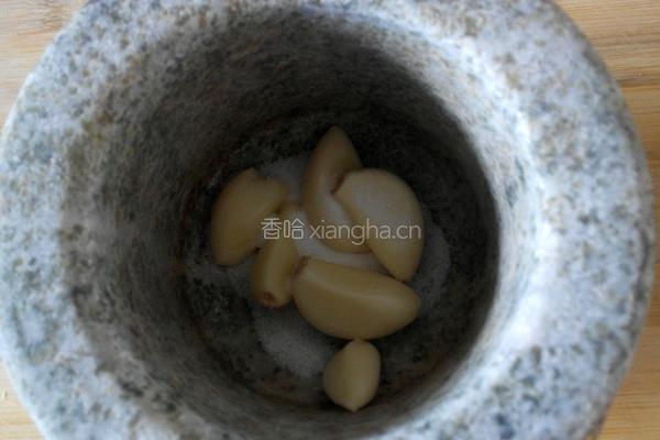 油条拌黄瓜的做法图解3
