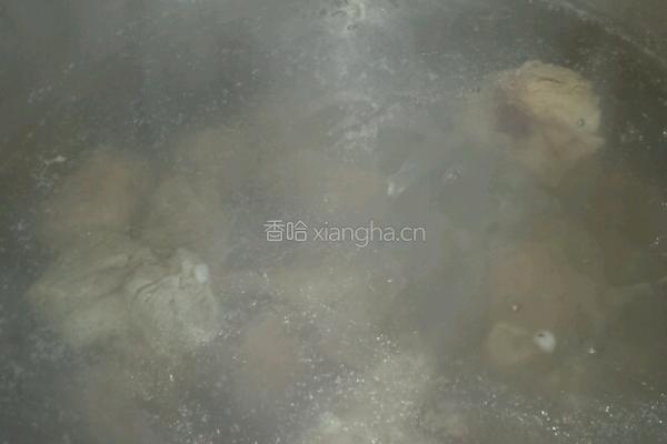 冬瓜薏米排骨汤的做法图解3