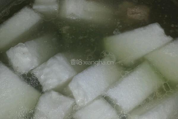 冬瓜薏米排骨汤的做法图解4
