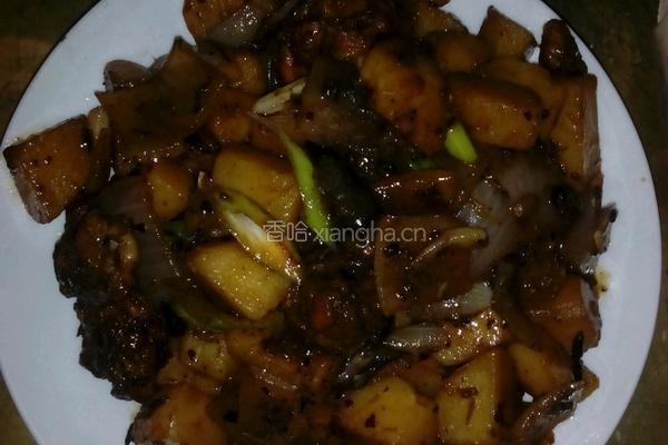 洋葱土豆鸡块