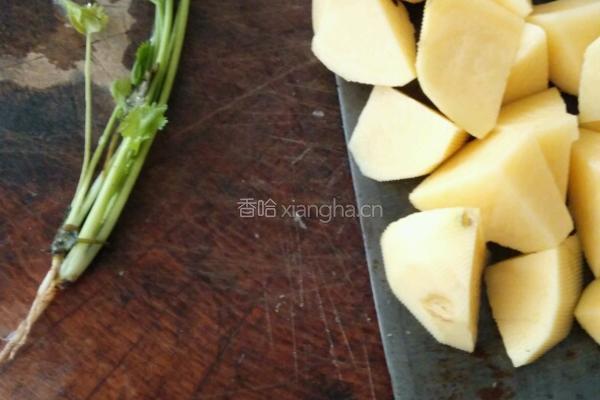 茄子炖土豆的做法图解2