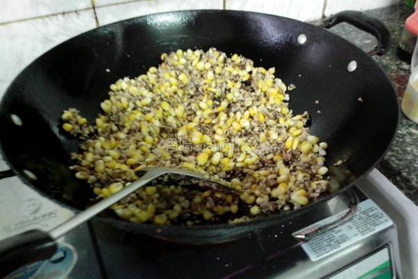玉米冬菇猪肉包的做法图解13