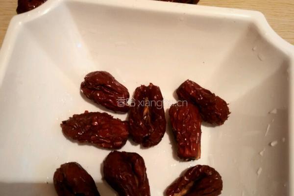 鲜奶脆枣的做法图解1