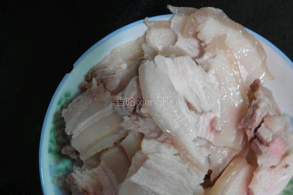 竹笋猪肉的做法图解1