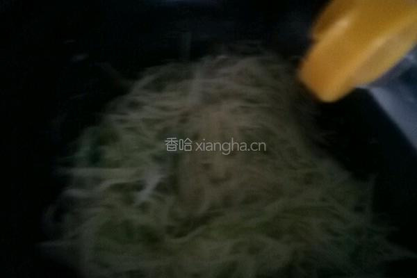 青椒土豆丝的做法图解7