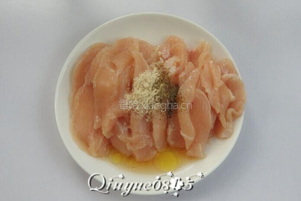鸡片炒香菇 的做法图解2